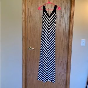 Kenneth Cole maxi dress